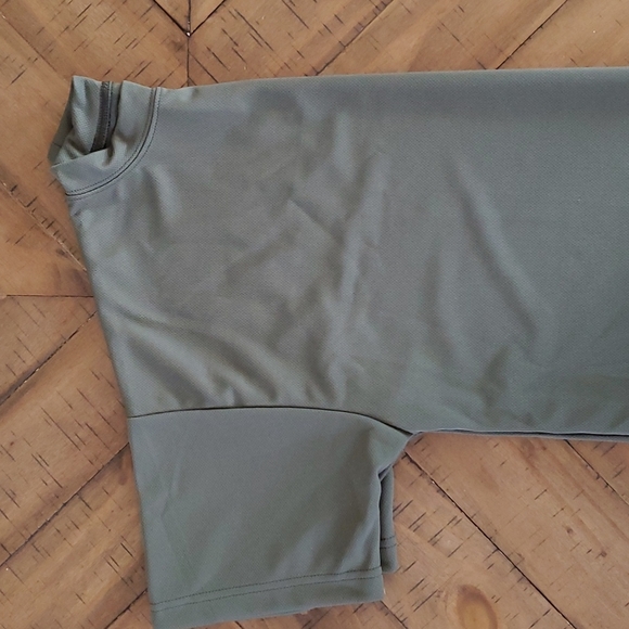 🆕️ Dri-Duke Crew Neck Shirt - Picture 5 of 8